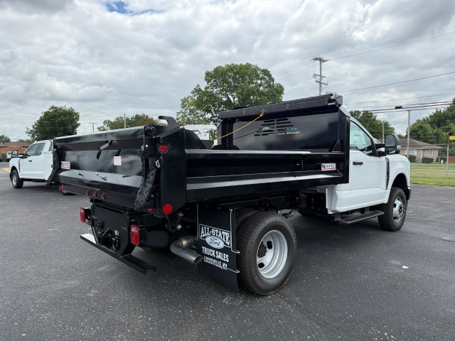 2025 Ford F-350 Super Duty Chassis Cab XL - Photo 8