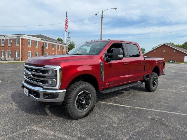 2025 Ford F-350 Lariat photo 4