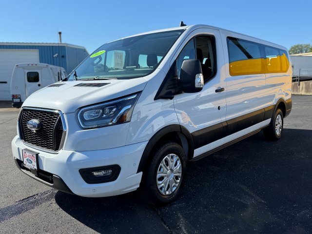 2023 Ford Transit photo 3