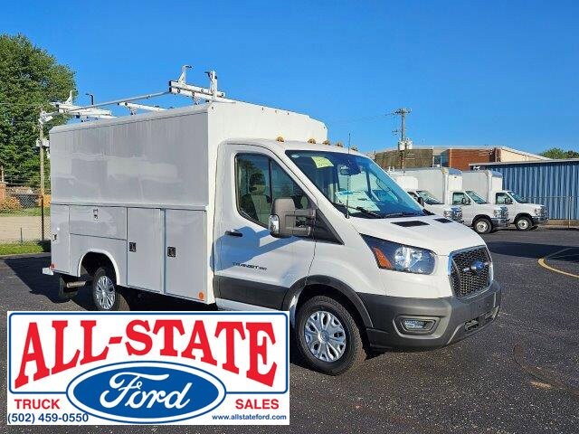 2024 Ford Transit Cutaway photo 2