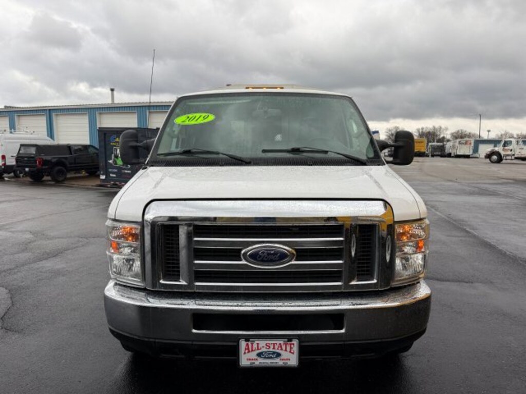 Used 2019 Ford E-350 Cutaway Base Truck