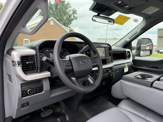 2026 Ford F-350 Super Duty XL - Photo 11