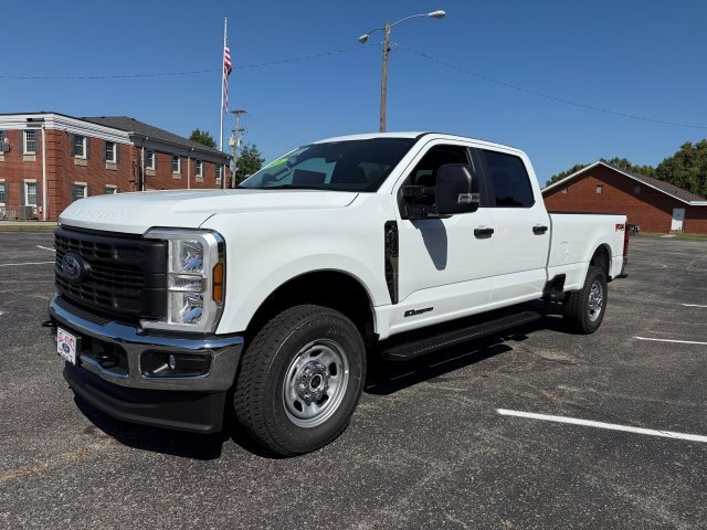2026 Ford F-350 photo 3