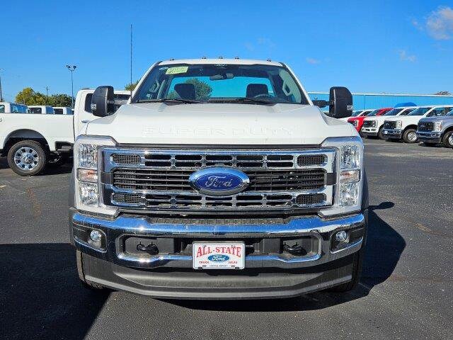 2024 Ford F-450 photo 3