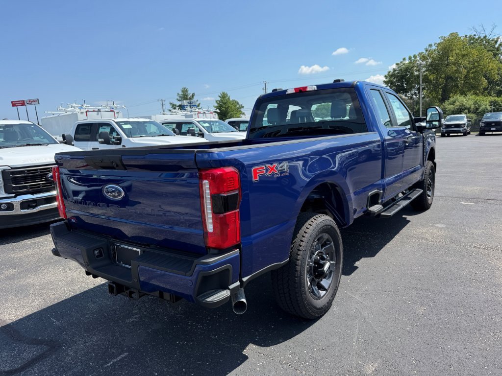 2026 Ford F-350 Super Duty XL - Photo 6