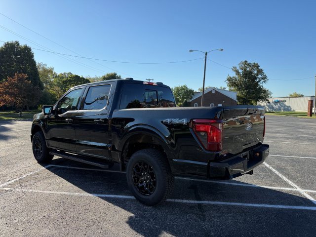 2025 Ford F-150 XLT photo 4