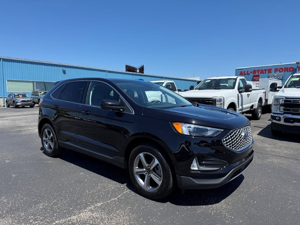 2024 Ford Edge SEL AWD's photo