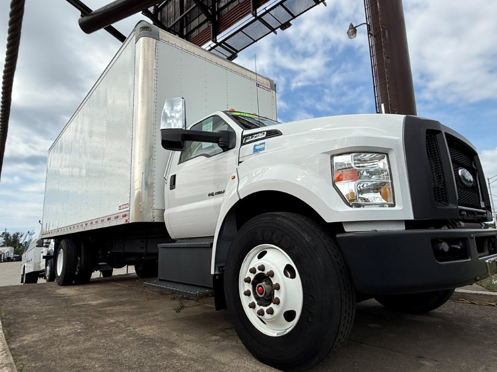 2022 Ford F-750's photo