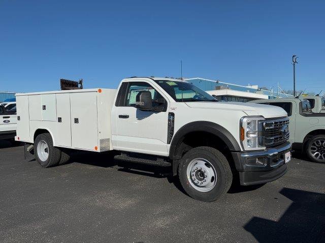 2024 Ford F-600 Super Duty Chassis Cab