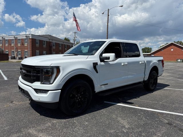 2023 Ford F-150 XLT photo 3