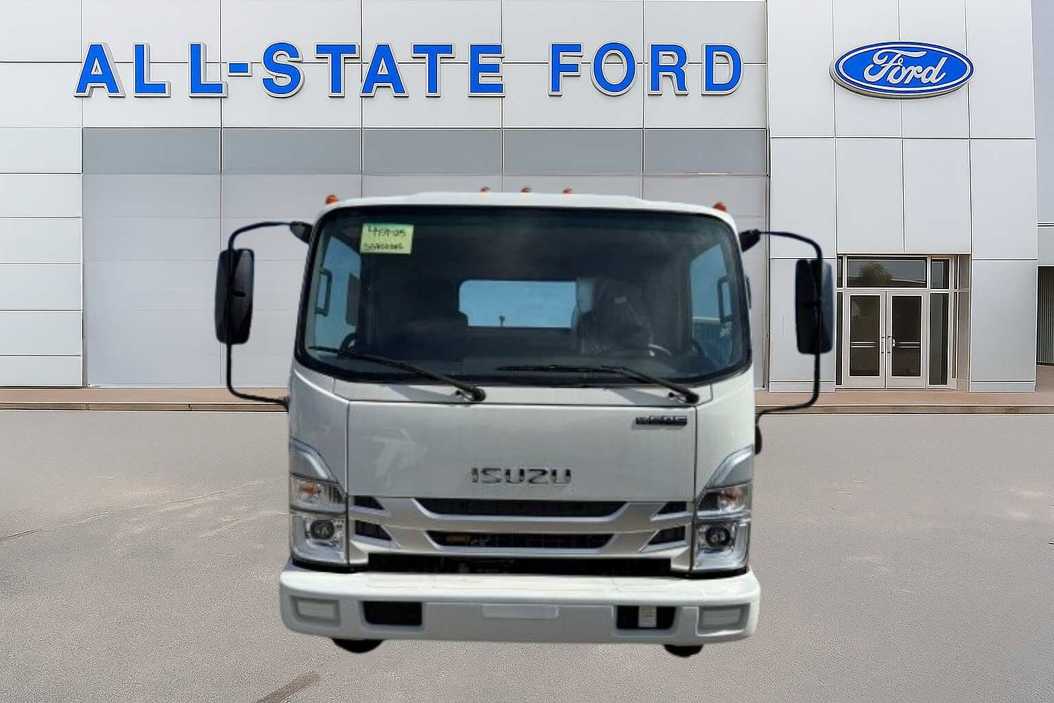 2025 Isuzu NRR photo 2