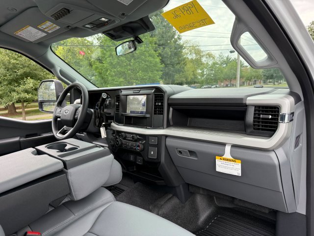 2026 Ford F-350 Super Duty XL - Photo 14