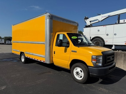 2019 Ford E-350 Cutaway Base Truck