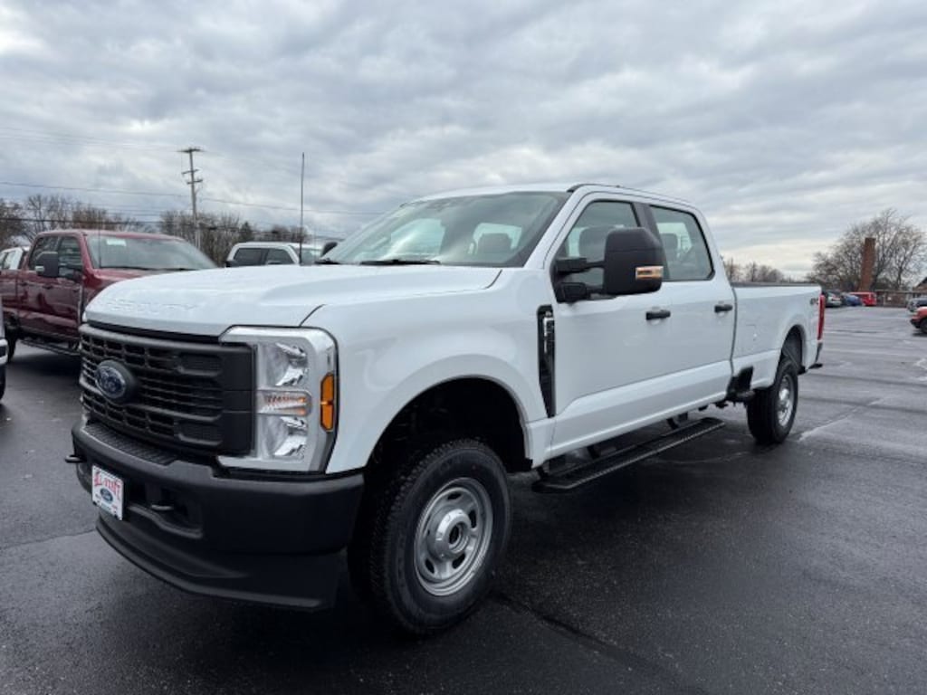 New 2026 Ford F250 CRW 4X4 XL 176WB TRUCK
