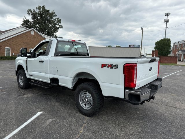 2026 Ford F-350 photo 4