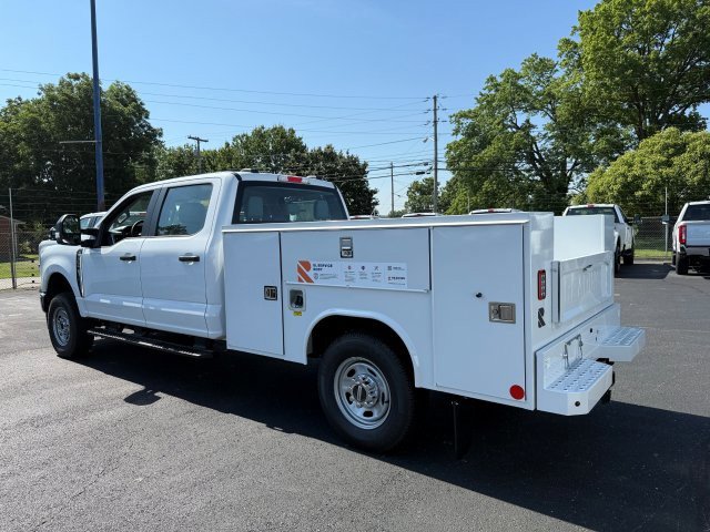 2025 Ford F-250 XL photo 4