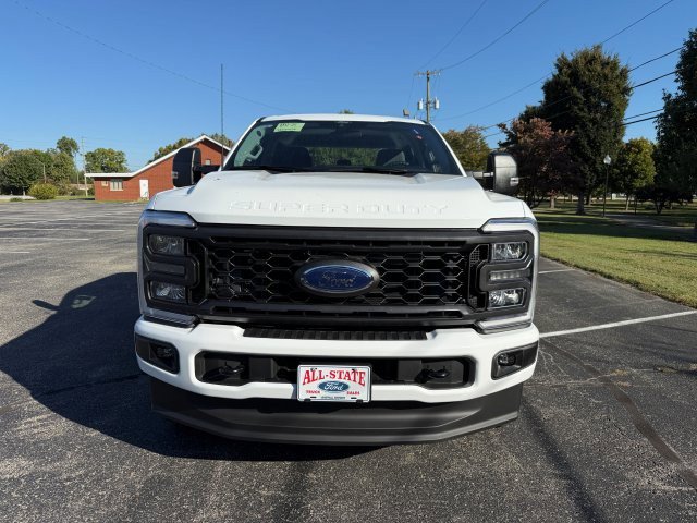 2026 Ford F-250 photo 2