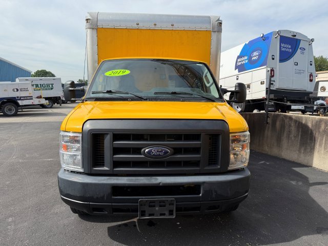 2019 Ford E-350 Base photo 2