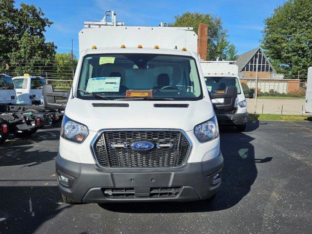 New 2024 Ford Transit T350 LR CUTAWAY RWD W/ENCLOSED BODY VAN