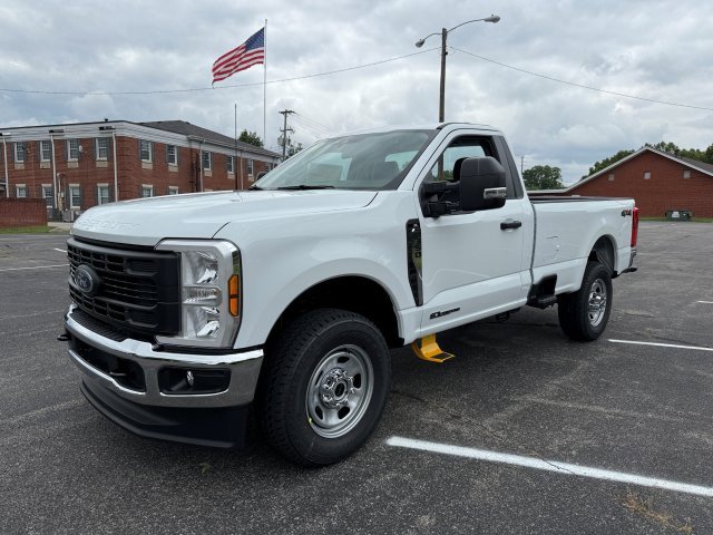 2026 Ford F-350 photo 3