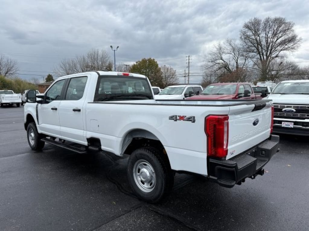New 2026 Ford F250 CRW 4X4 XL 176WB TRUCK