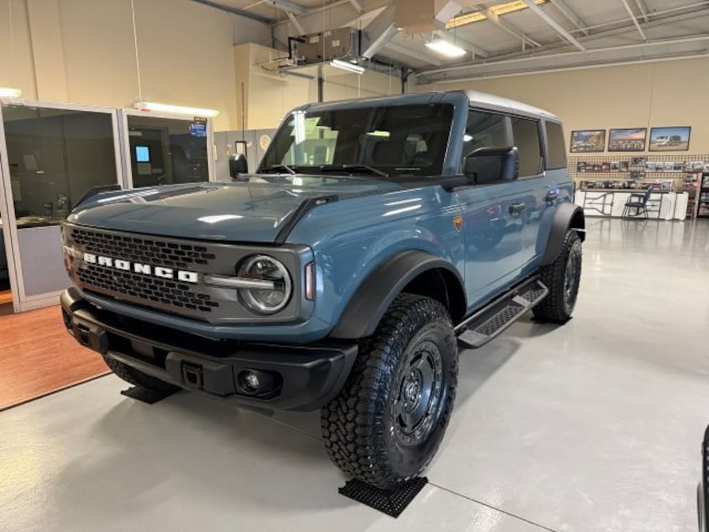 New 2025 Ford Bronco Badlands 4 DOOR SASQUATCH SUV