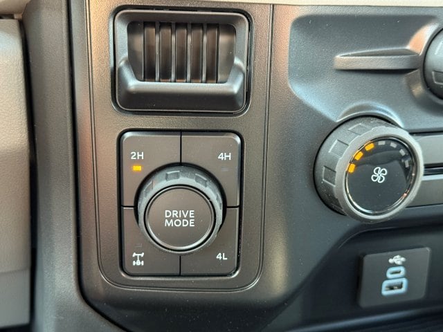 2026 Ford F-350 Super Duty XL - Photo 24