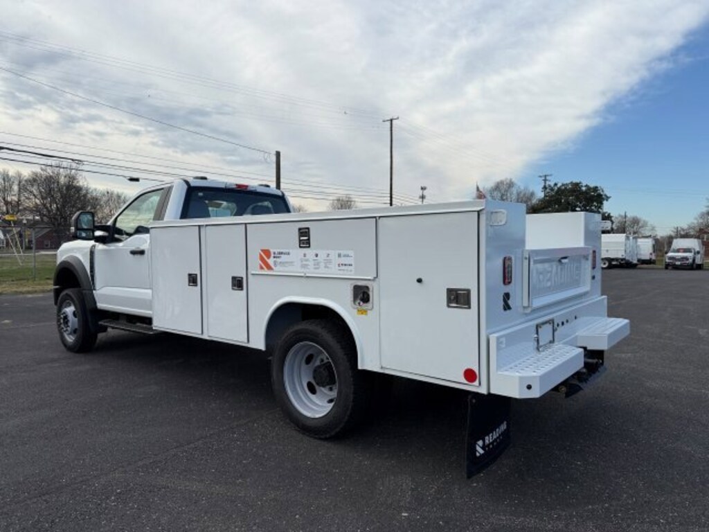 New 2026 Ford F550 RC CHAS 4X4 XL DRW 169WB W/SERVICE BODY TRUCK