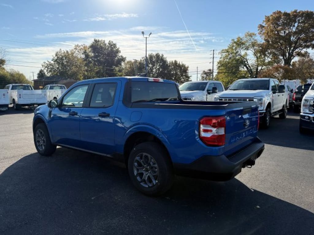 New 2025 Ford Maverick CREW XLT AWD TRUCK