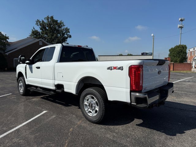 2026 Ford F-250 photo 4