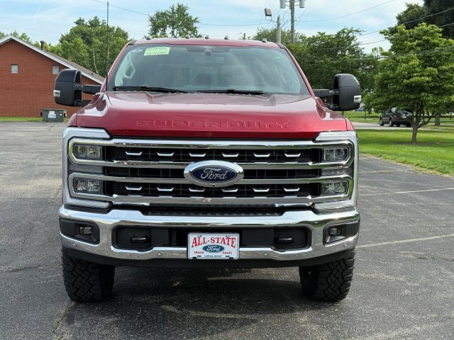 2025 Ford F-350 Lariat photo 3