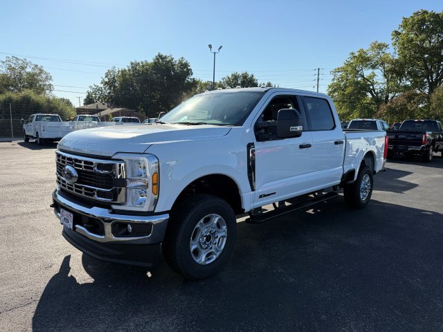 2026 Ford F-350 Super Duty XLT