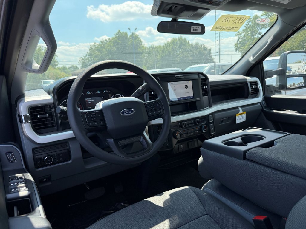 2026 Ford F-350 Super Duty XL - Photo 18