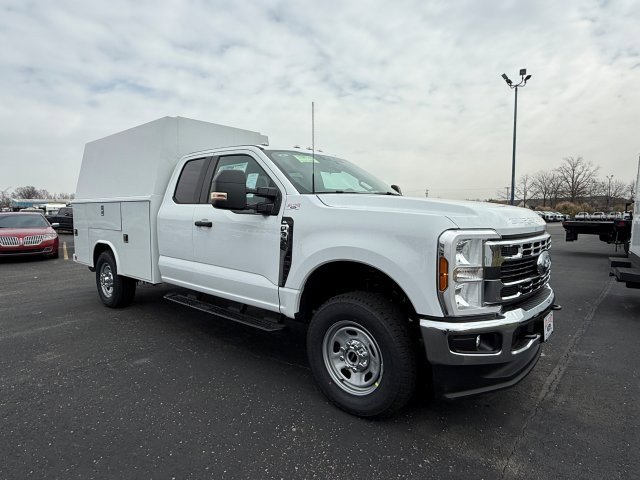 2026 Ford F-350 Super Duty Chassis Cab