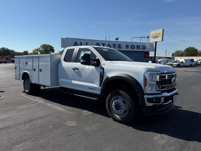 2026 Ford F-550 Super Duty Chassis Cab XL's photo