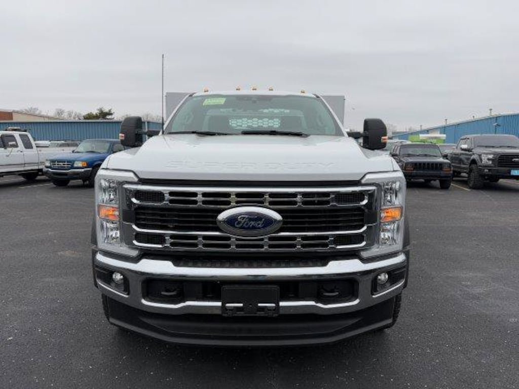 New 2024 Ford F450 RC CHAS 4X4 XL DRW 169WB W/SERVICE BODY TRUCK