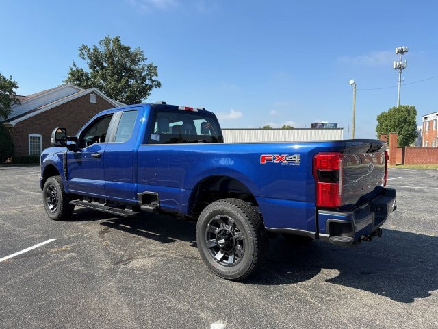 2026 Ford F-350 photo 4