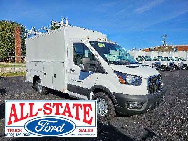 2024 Ford Transit Cutaway photo 2