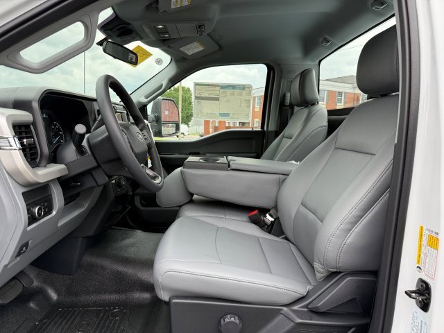 2026 Ford F-350 Super Duty XL - Photo 12