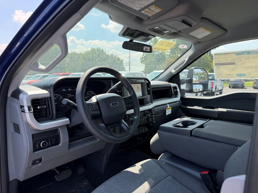 2026 Ford F-350 Super Duty XL - Photo 13