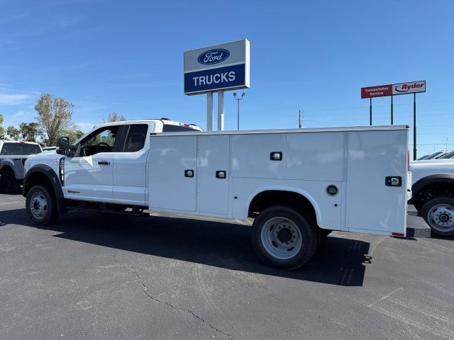 2026 Ford F-550 photo 4