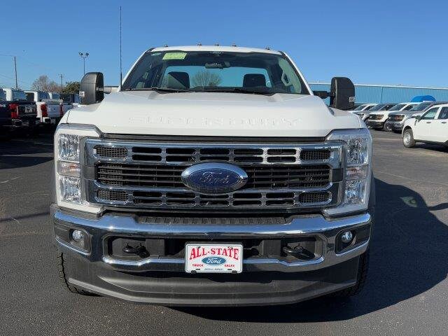 2024 Ford F-600 photo 3