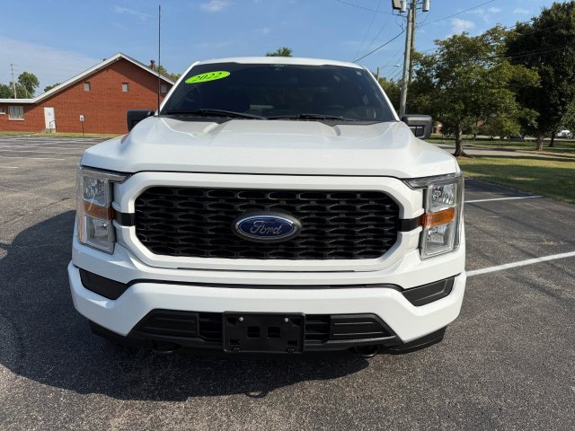 2022 Ford F-150 STX photo 2