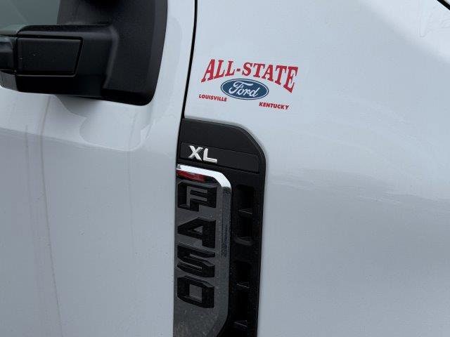 2024 Ford F-450 Super Duty Chassis Cab XL - Photo 15