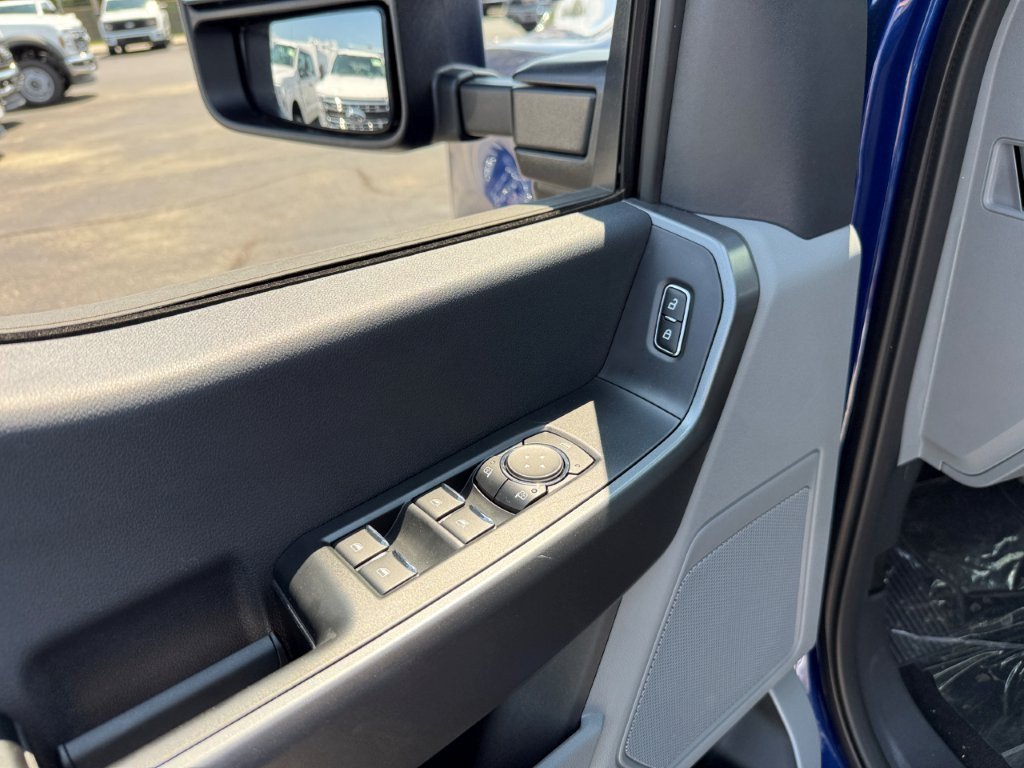 2026 Ford F-350 Super Duty XL - Photo 12