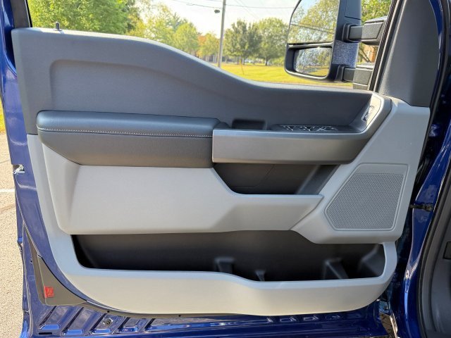 2026 Ford F-350 Super Duty XL - Photo 11