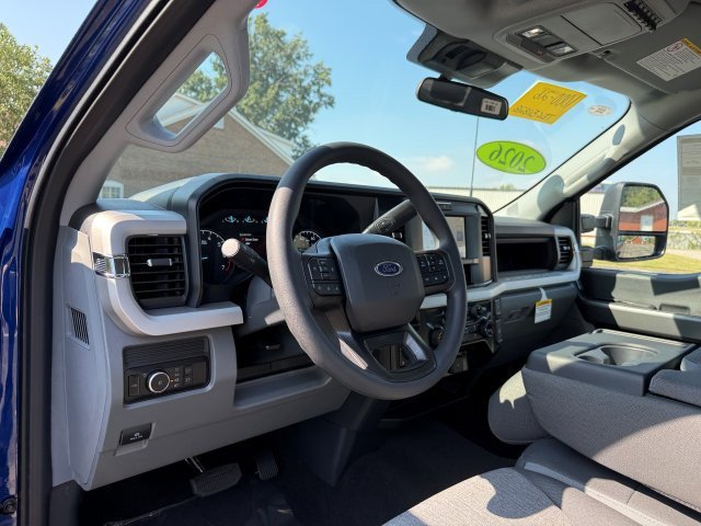 2026 Ford F-350 Super Duty XL - Photo 12