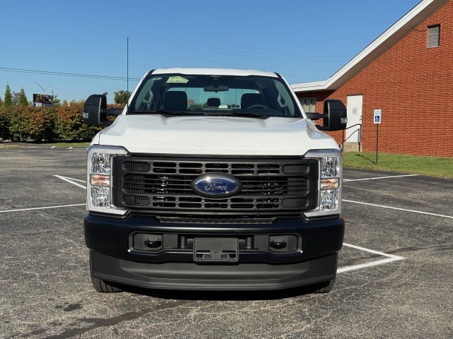 2026 Ford F-250 photo 2