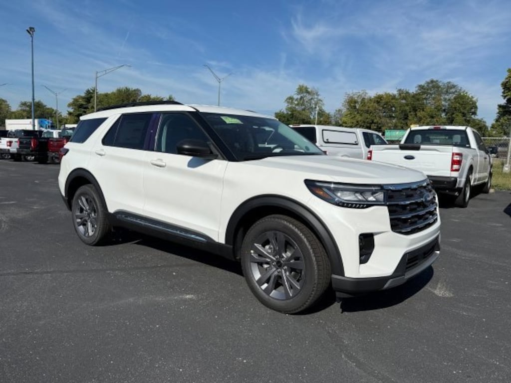 New 2025 Ford Explorer Active 4WD SUV