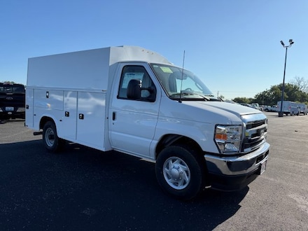 2026 Ford E350 SD COMM CUTAWAY 138WB W/KUV VAN